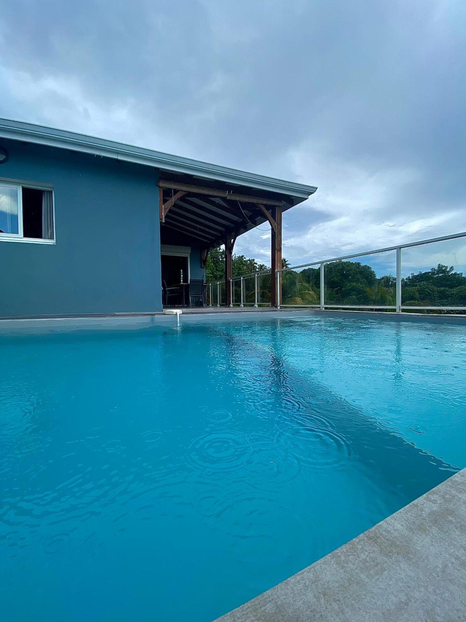 Les Villas Pameyaque 2 F2 Avec 1 Piscine Et 1 F3 Avec 1 Piscine, Superbe Vue Sur La Mer Riviere-Salee Εξωτερικό φωτογραφία